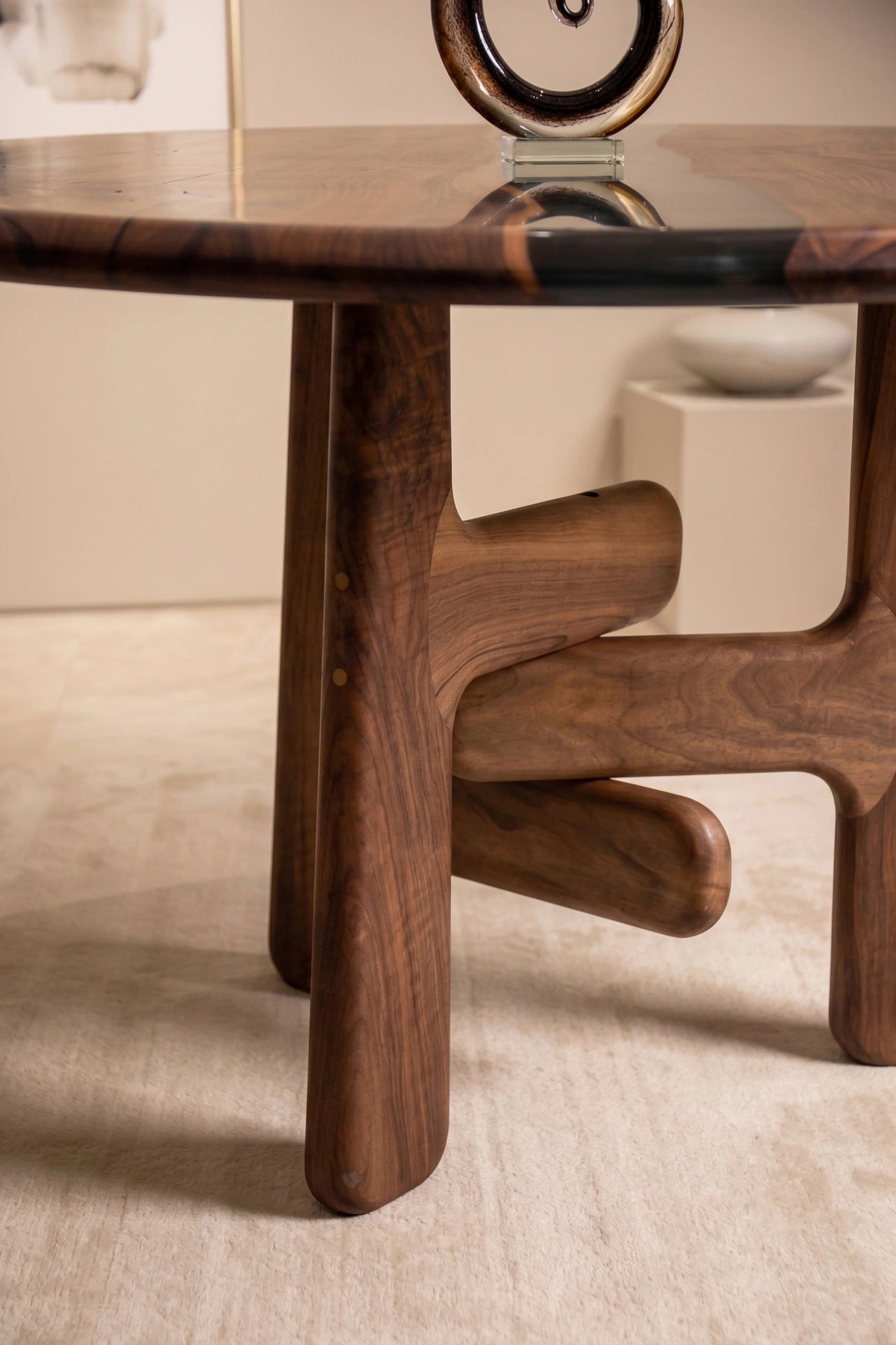 Nexus Dining Table Gizzwood