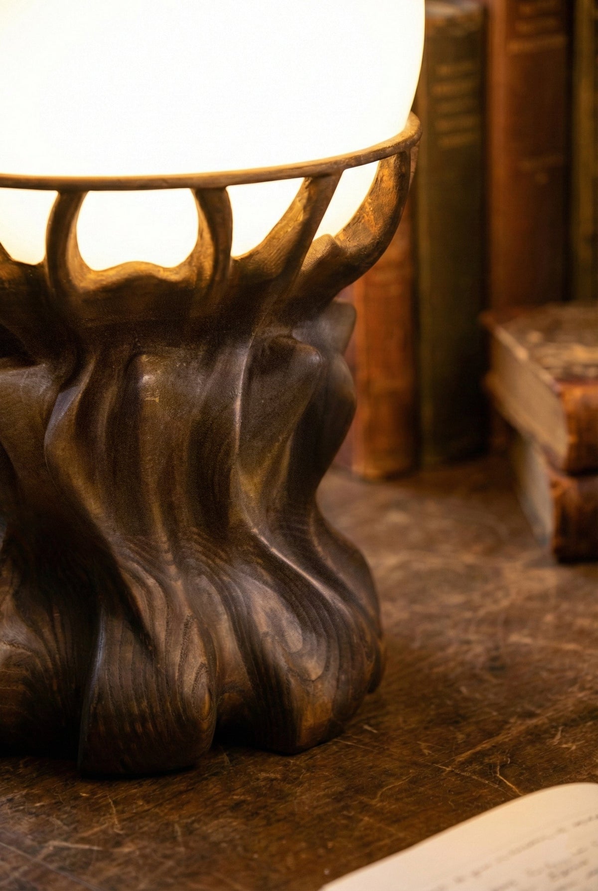 Handcrafted Solid Wood Table Lamp Gizz