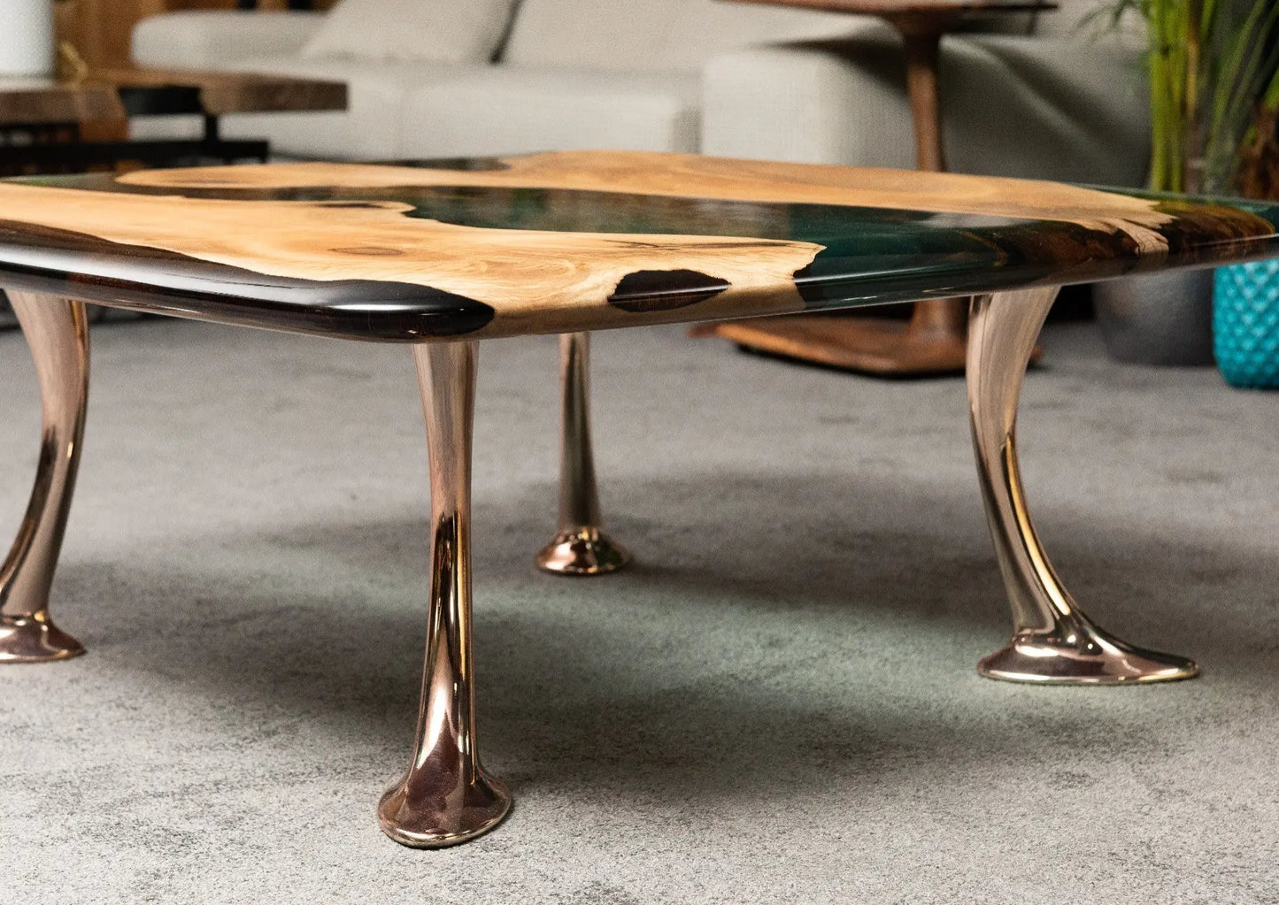 luxury_Clear_Epoxy_Resin_River_Walnut_Coffee_Table_with_aluminum_rose_gold_legs_