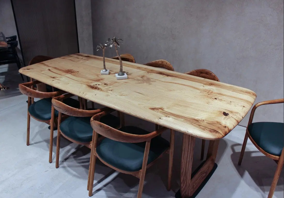 natural chestnut wood table with good looking wood chairs