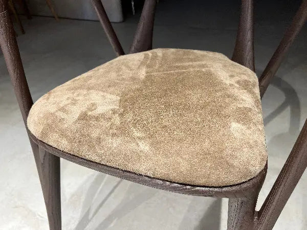 natural leather of solid walnut wood chairs