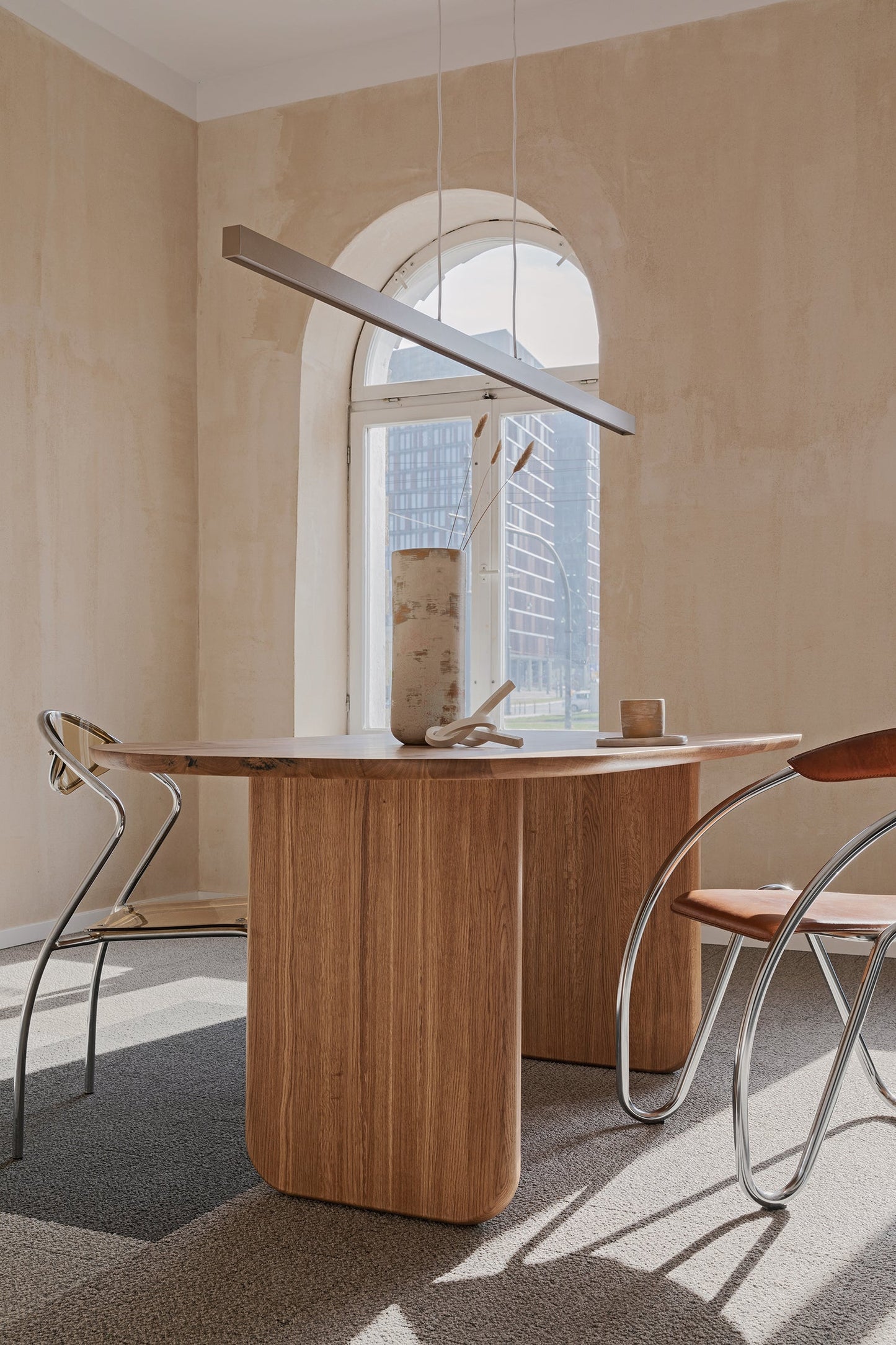 Oval Solid Wood Dining Table Gizz