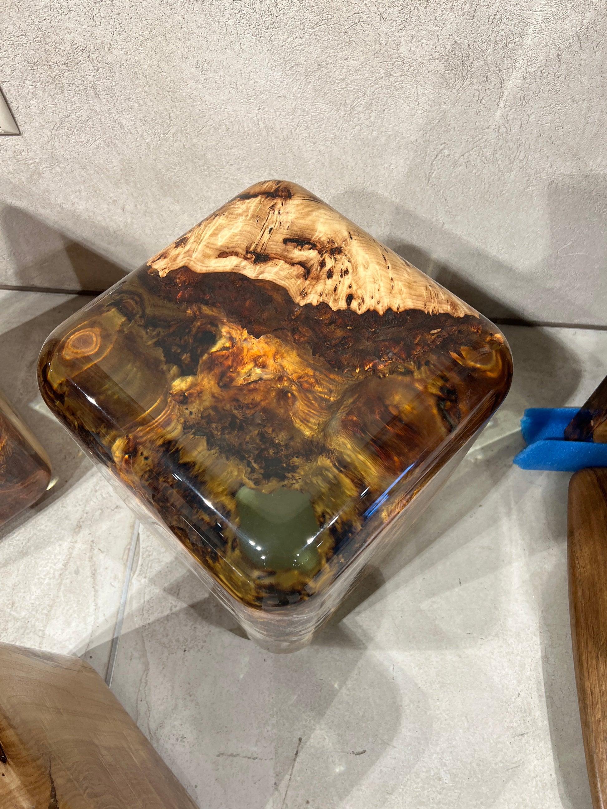 Cube side table & Stool S-25 Gizz