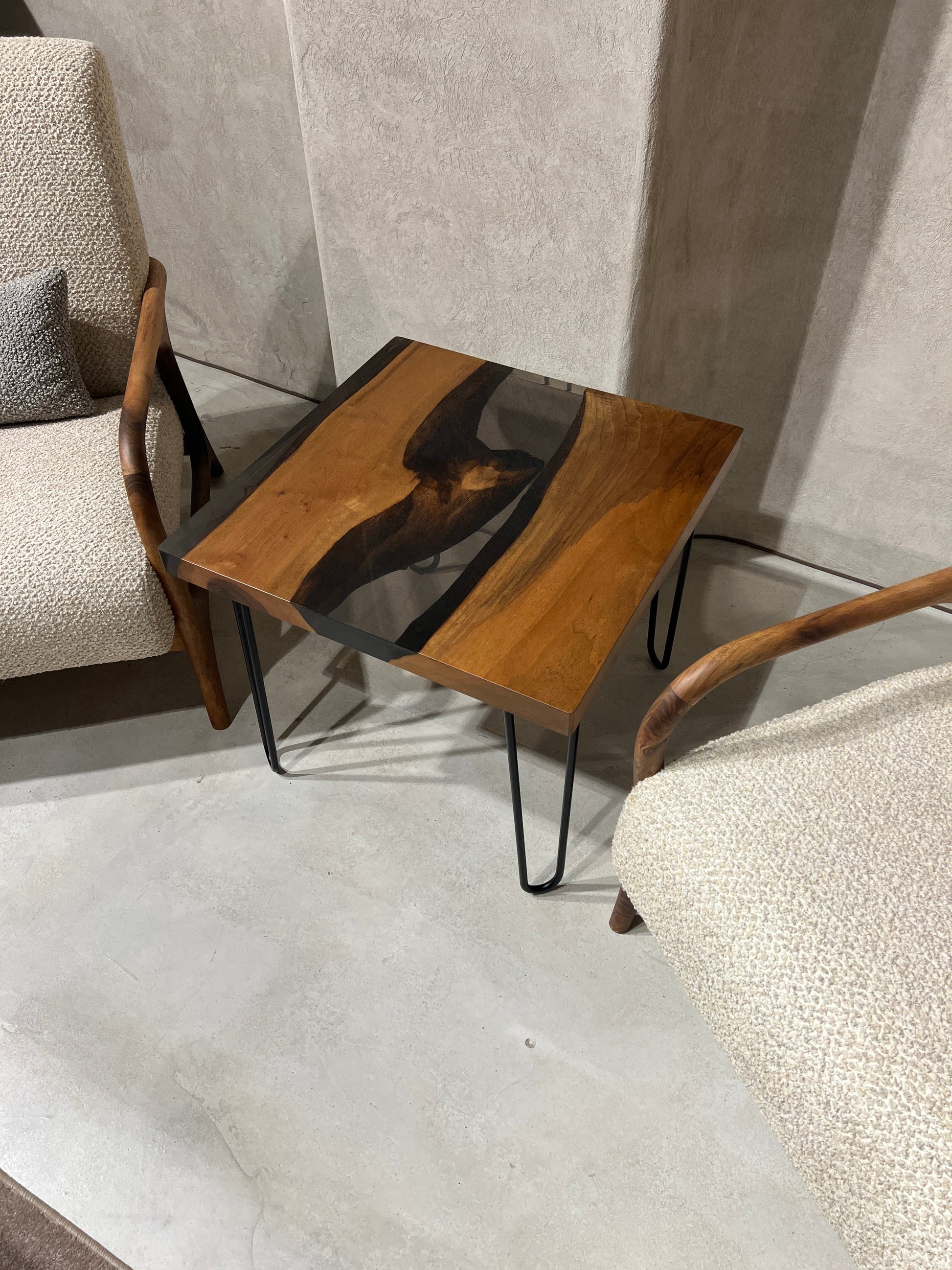 Square End Table S-21 Gizz