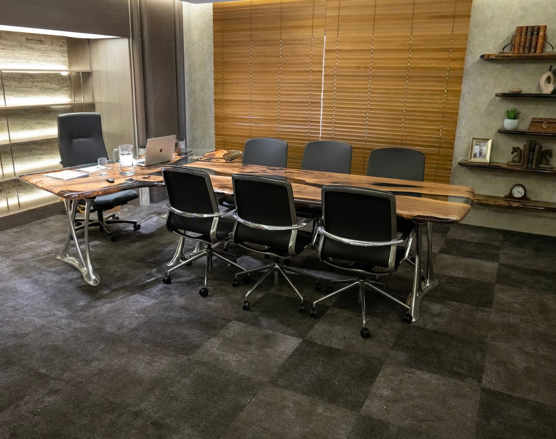 Luxury D-Shaped Walnut & Epoxy Executive Desk Gizz