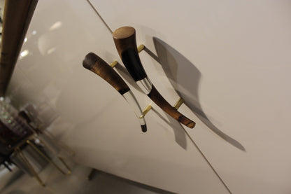 Door handle of credenza