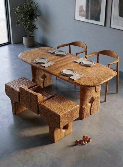 Hand-Carved Dining Table Gizz