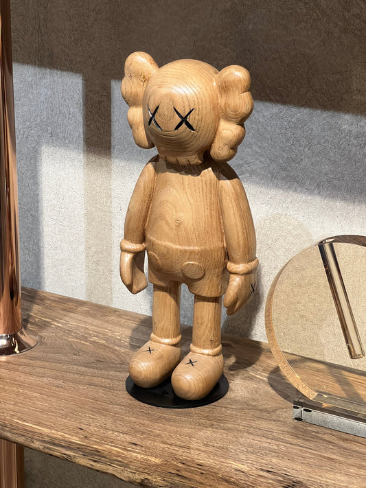 Style Master Wooden Figure - 14 1/2" Gizz