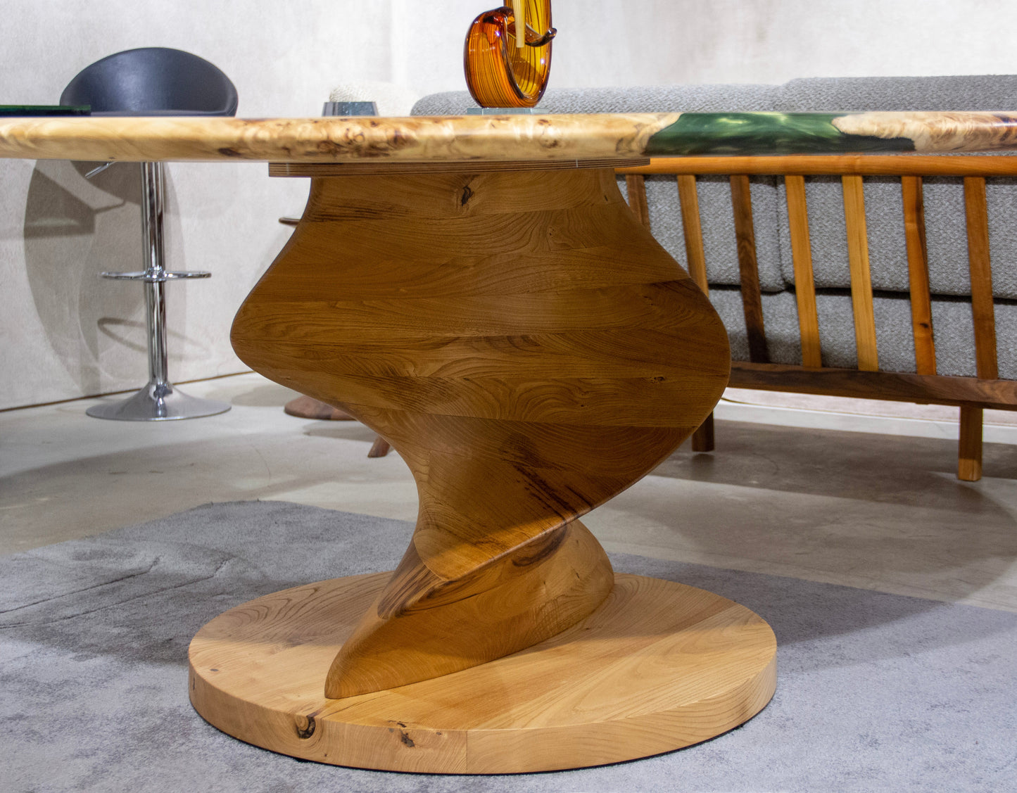 Mapa Burl Round Epoxy Resin Table | Vortex Base Gizz