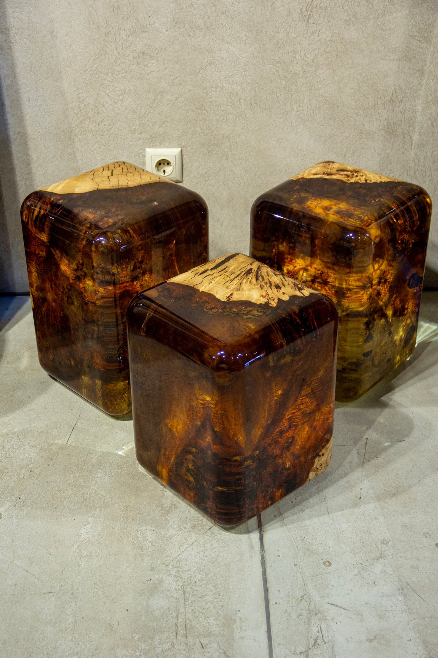 Cube side table & Stool S-27 Gizz