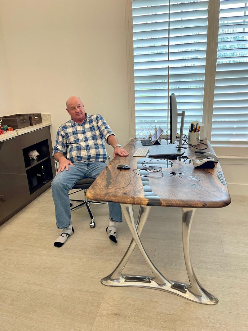 epoxy resin desk with aluminum legs