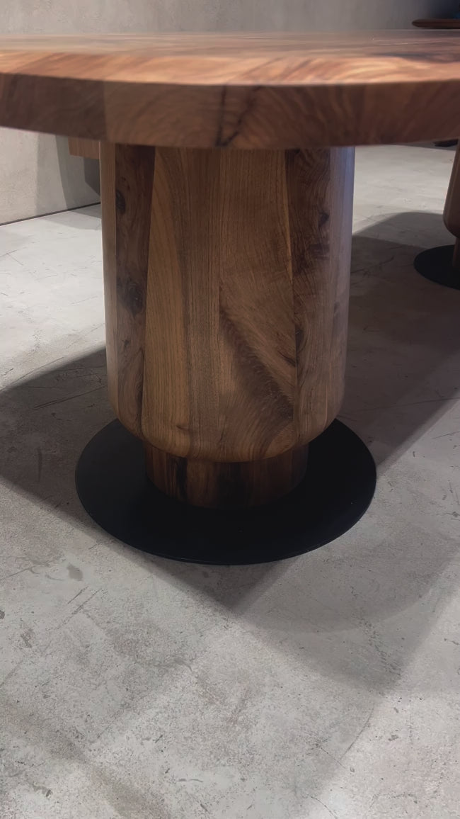 Solid Edge Glued Dining Table With Tulip Legs
